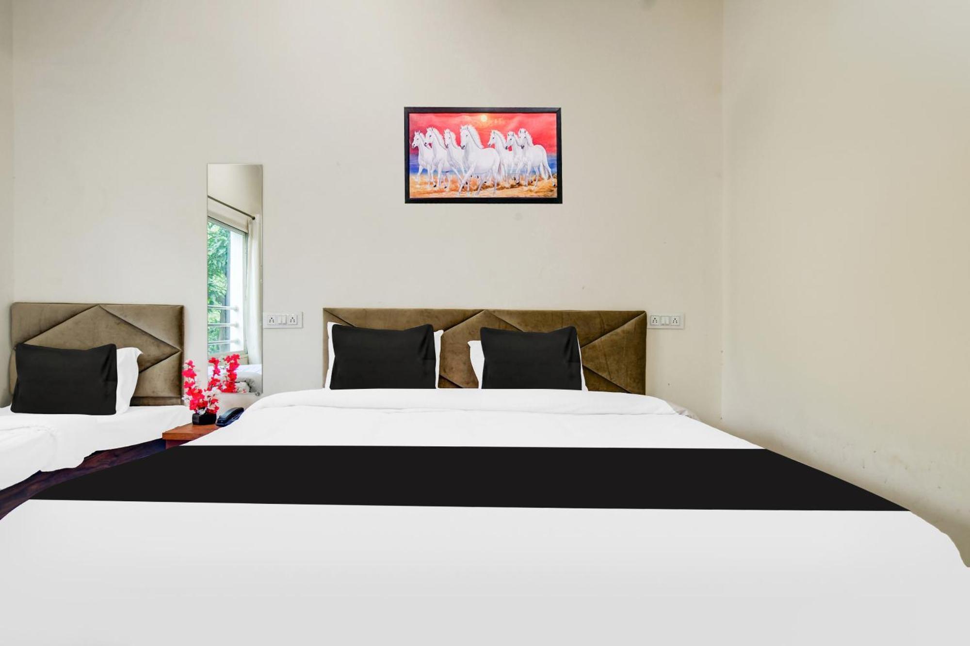 Hotel O Ujjain Near Hari Fatak المظهر الخارجي الصورة