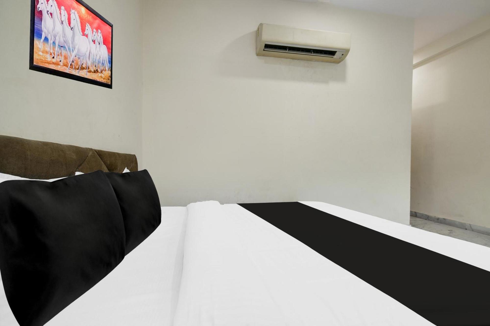 Hotel O Ujjain Near Hari Fatak المظهر الخارجي الصورة