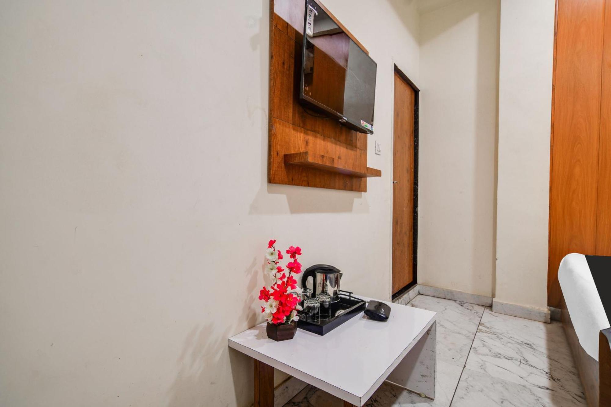 Hotel O Ujjain Near Hari Fatak المظهر الخارجي الصورة