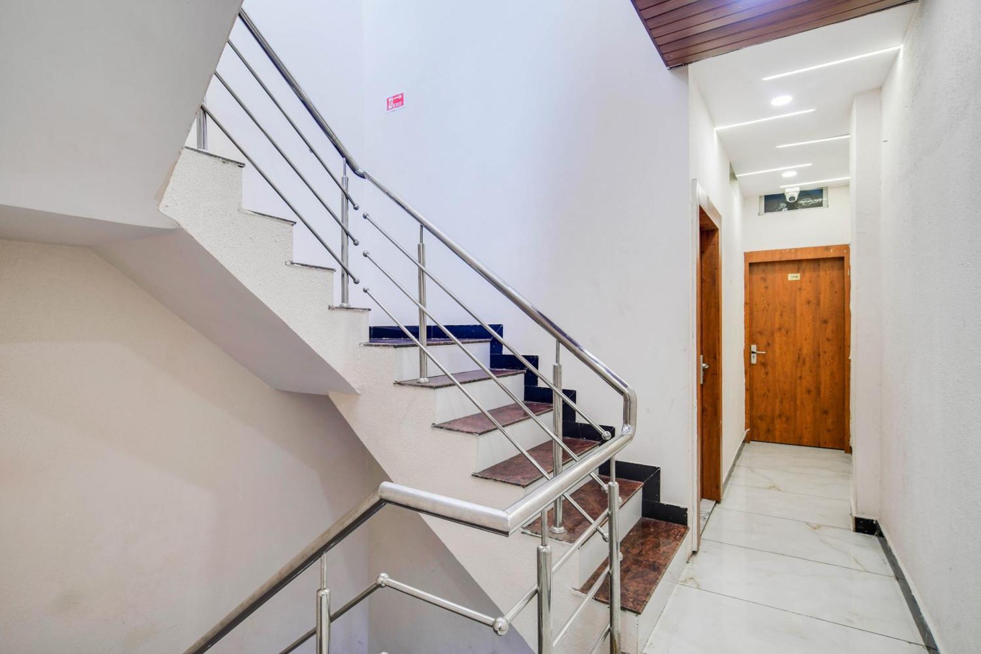 Hotel O Ujjain Near Hari Fatak المظهر الخارجي الصورة